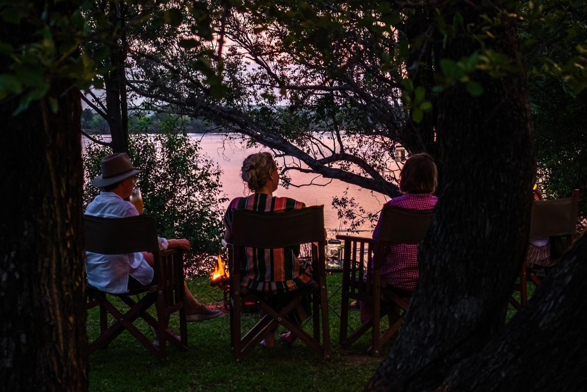 Chundukwa River Lodge - Self Catering House Лівінґстон Екстер'єр фото